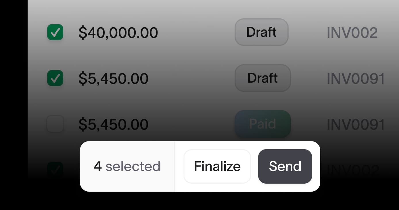 Invoice list with 4 selected invoices and bulk action buttons to Finalise or Send